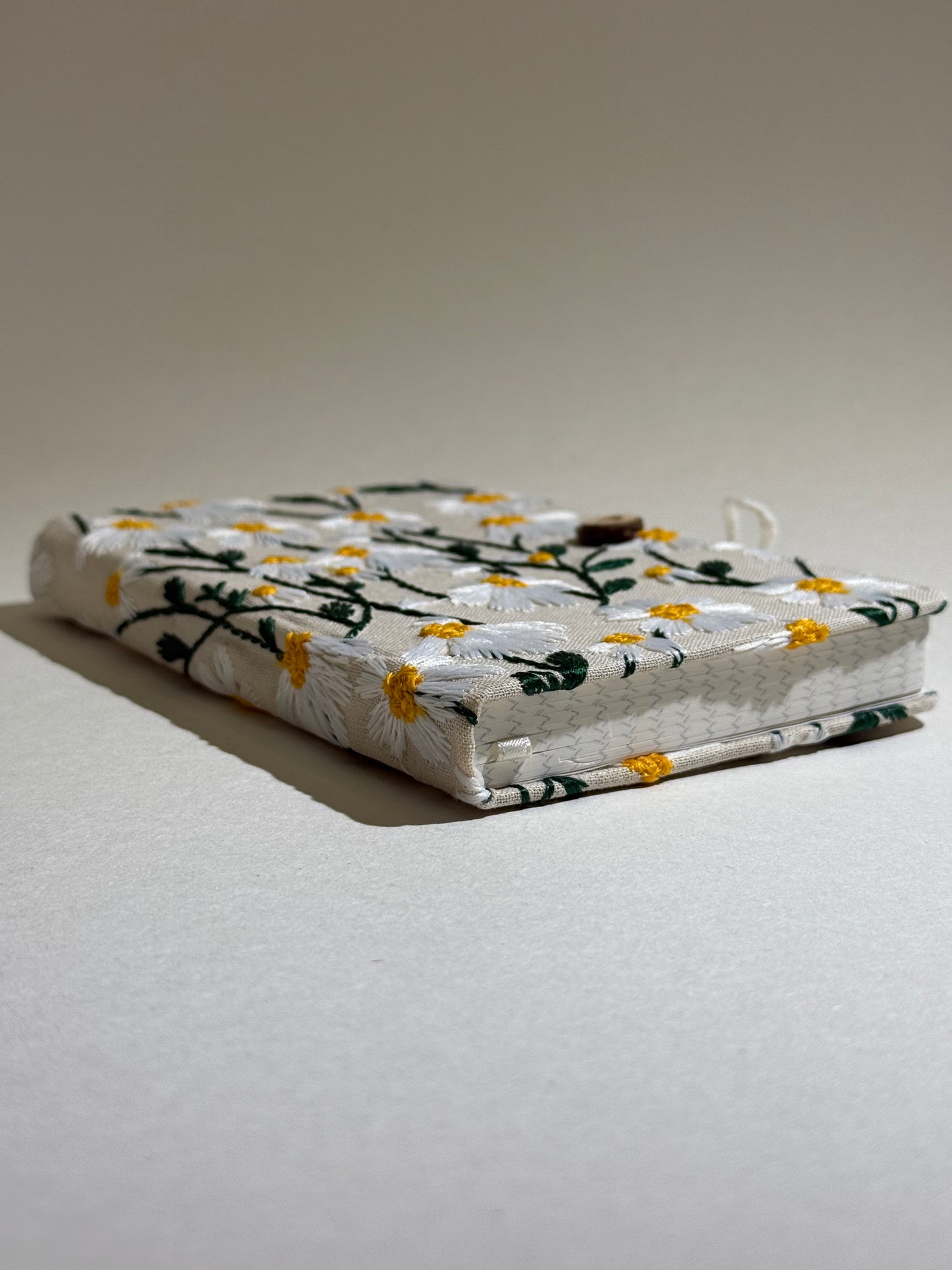 A6 Embroidered Notebook - Daisy Flowers