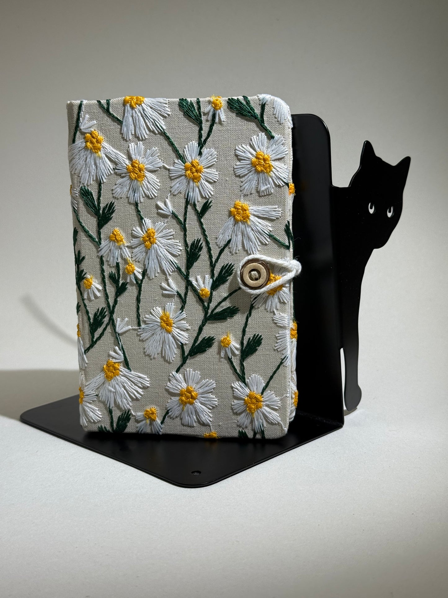 A6 Embroidered Notebook - Daisy Flowers